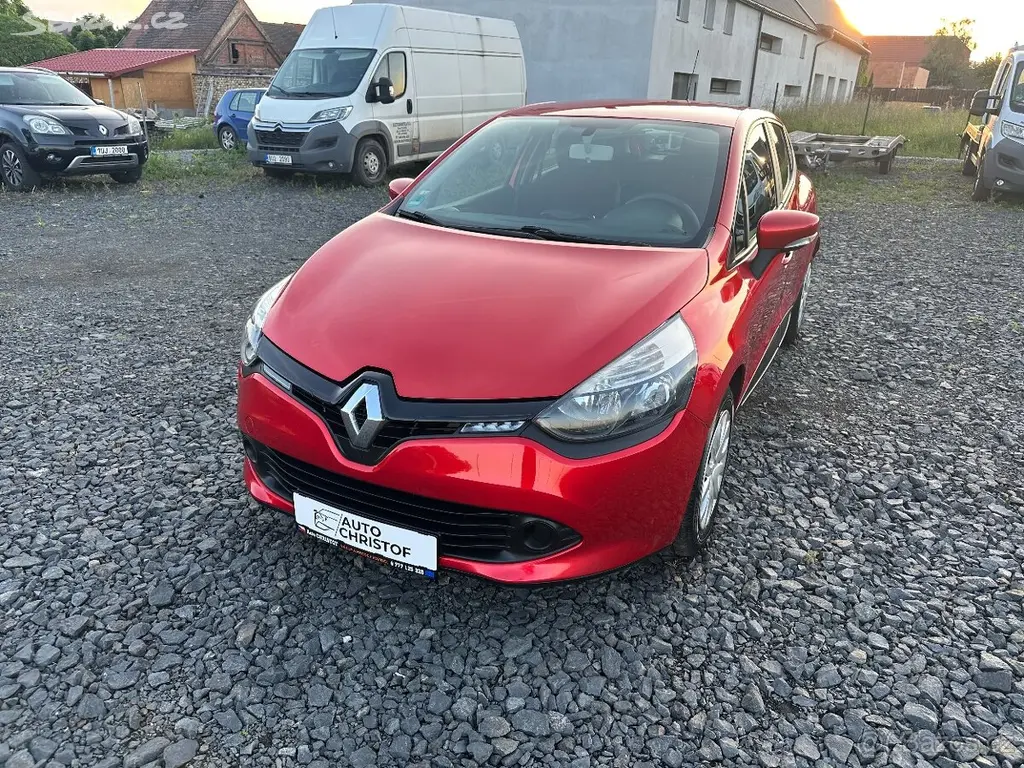 Renault Clio 1,2i (54kW) NAVIGACE